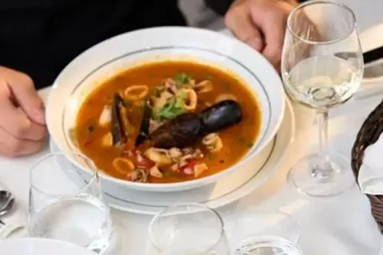 Supă Cu Fructe De Mare