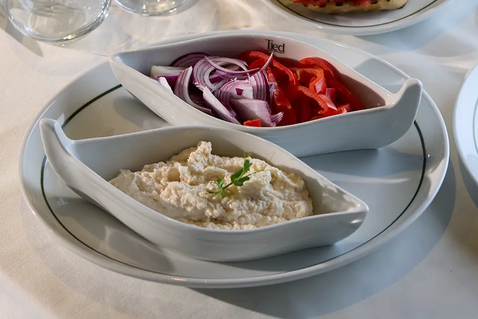 Salată De Icre De Crap