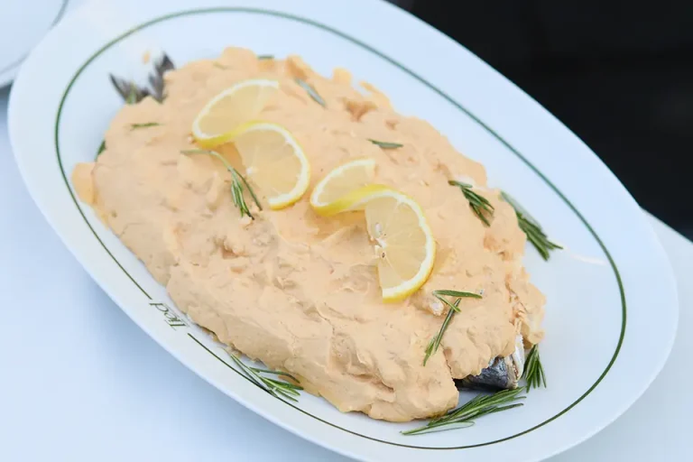 Pește În Crustă De Sare