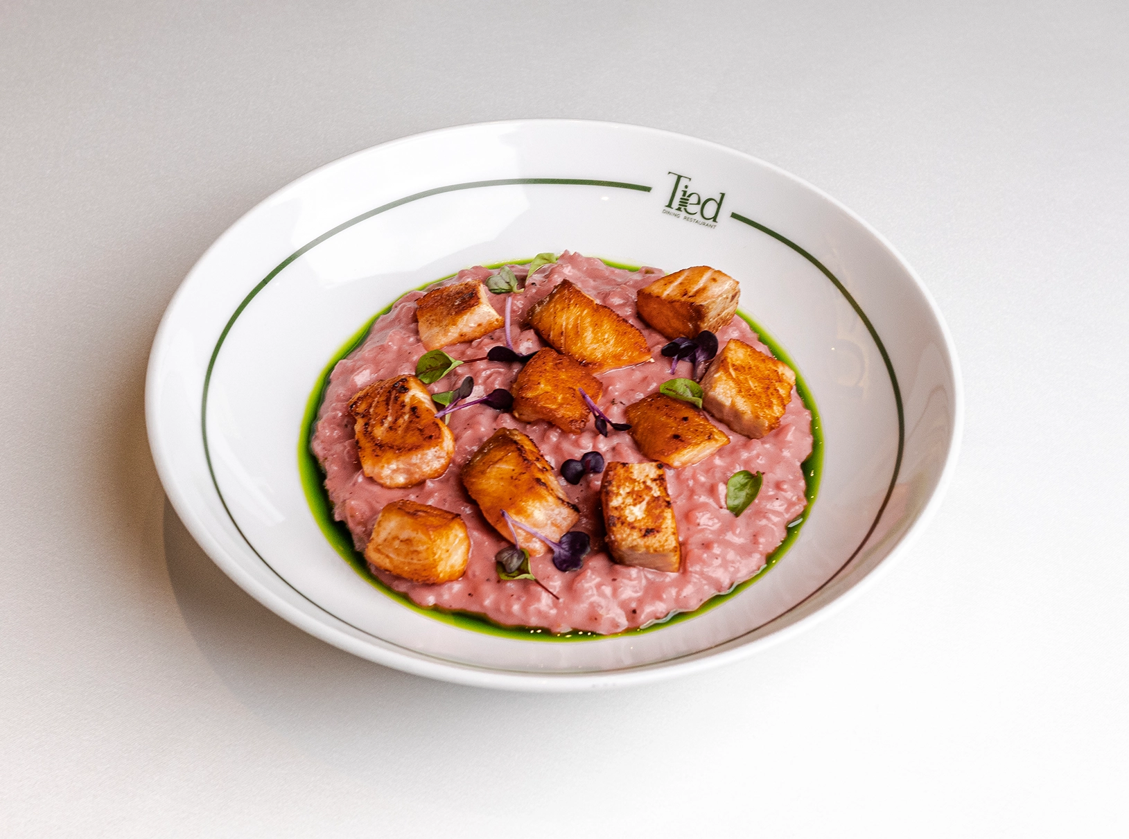 Risotto Cu Sfeclă Coaptă Și Somon